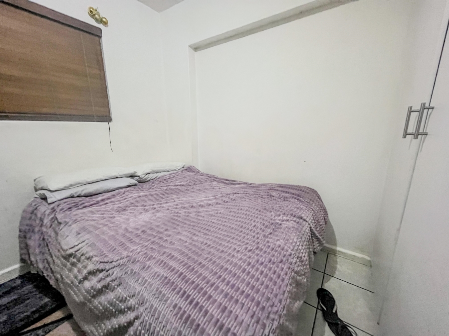 2 Bedroom Property for Sale in Maitland Western Cape